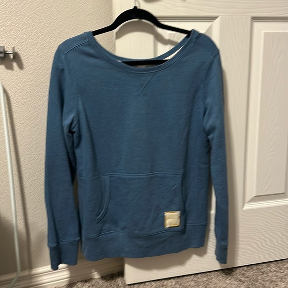 Tops - Blue pull over